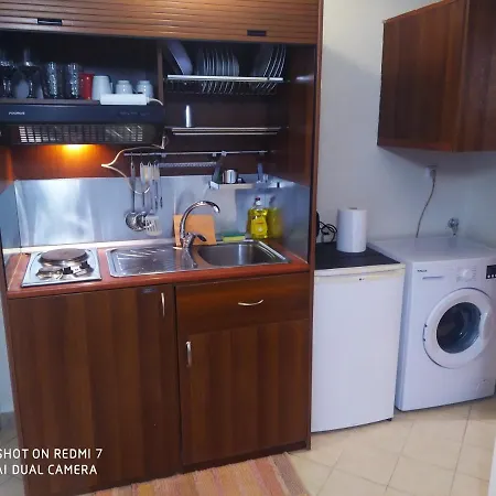 Sunny Penthouse Apartamento Tesalónica